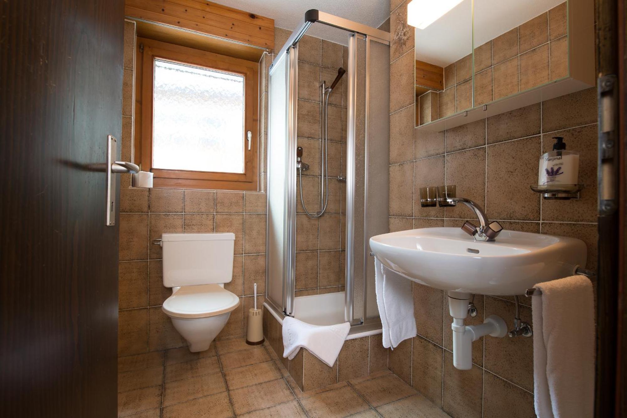Apartmán Haus Alba Saas-Almagell Pokoj fotografie