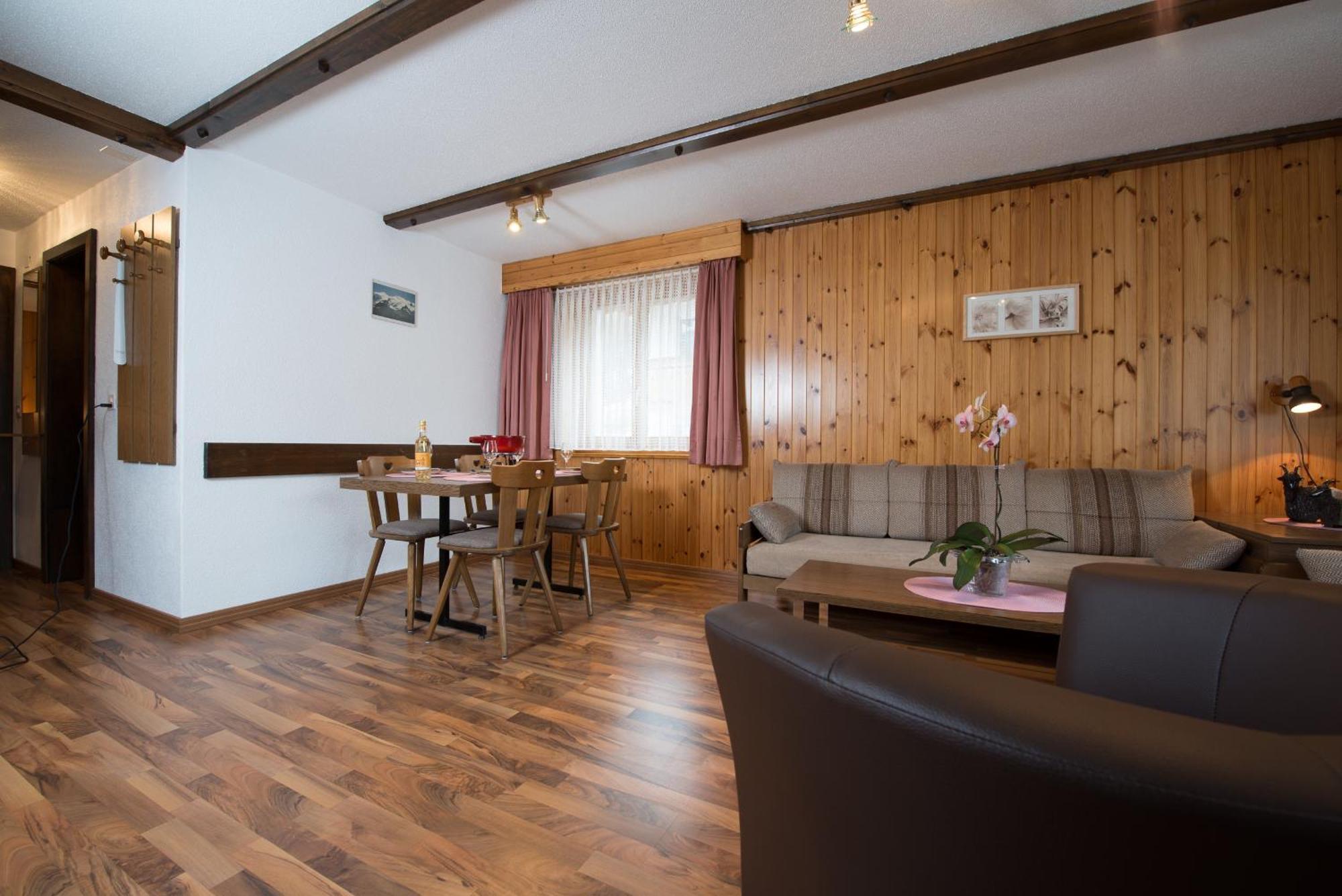 Apartmán Haus Alba Saas-Almagell Pokoj fotografie
